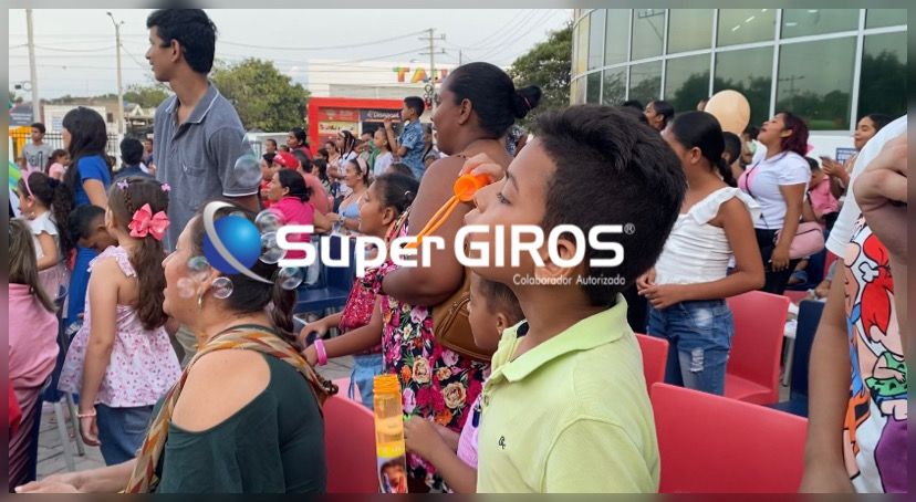 SuperGIROS Guajira Centro festeja a los más pequeños
